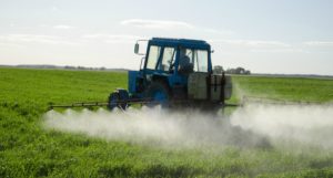 perturbateurs endocriniens, lobby, commission européenne, Maxime Zimmermann