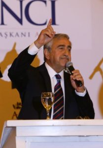 Mustafa Akıncı